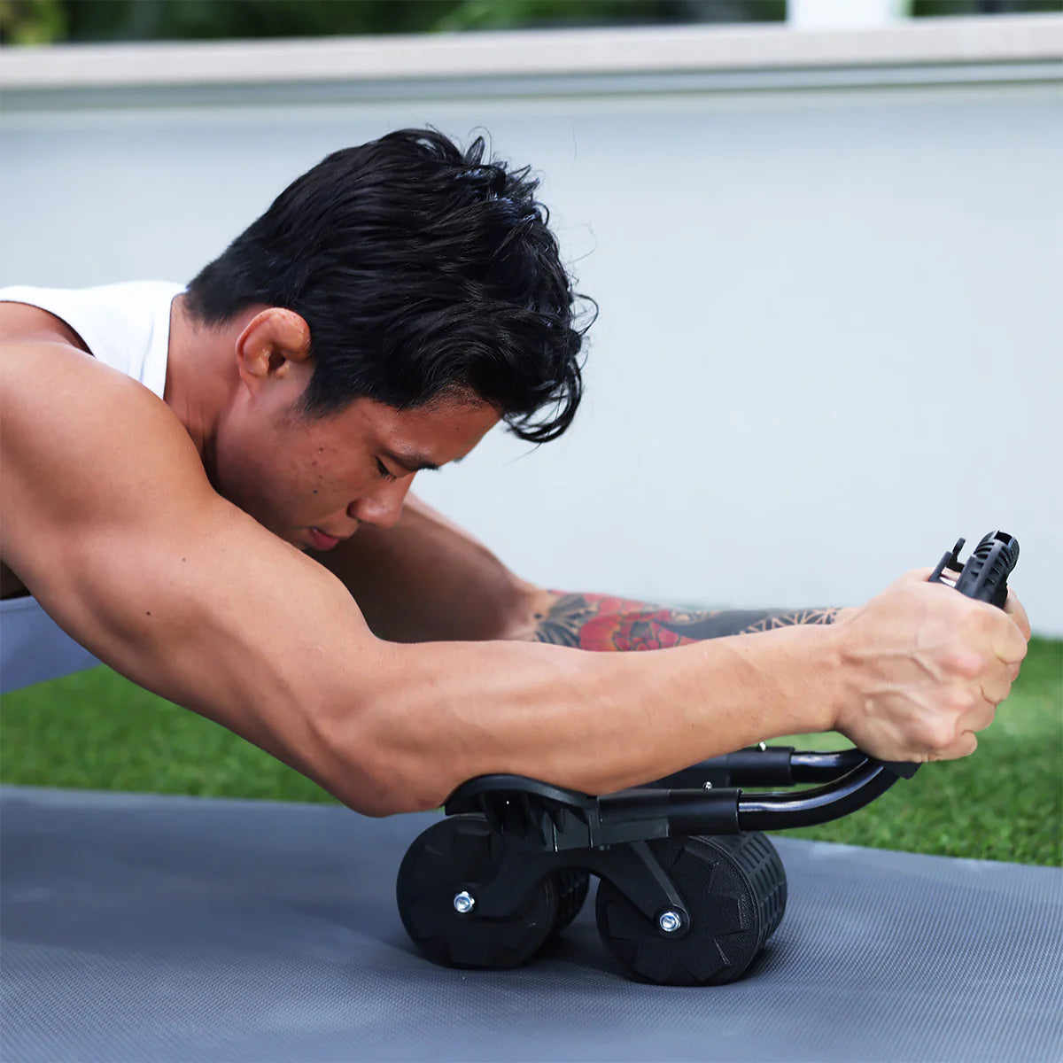 ™ Ab Roller
